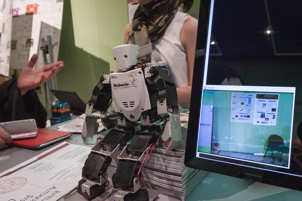 Robot at Wired Next Fest in Milan, Italy — Stock Photo, Image