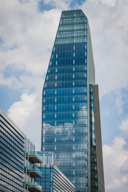 Yeni gökdelen, porta nuova Milano, İtalya