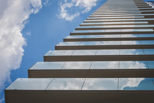 Detalhe arquitetônico de um edifício moderno — Fotografia de Stock