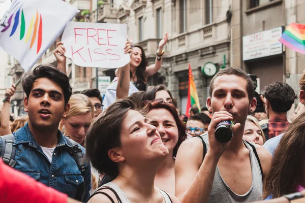 Personnes participant à Milano Pride 2014, Italie — Photo