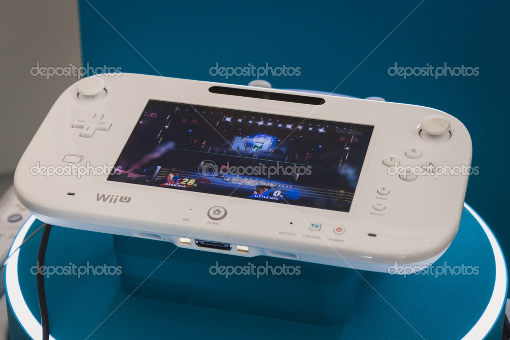 white wii u gamepad