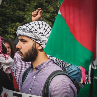 Gazze Şeridi milan, İtalya bombalama karşı protesto insanlar
