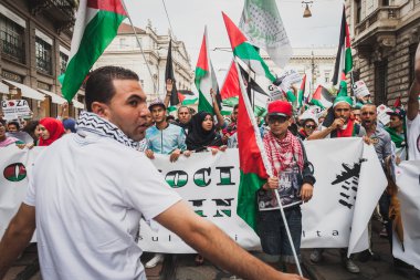 Gazze Şeridi milan, İtalya bombalama karşı protesto insanlar