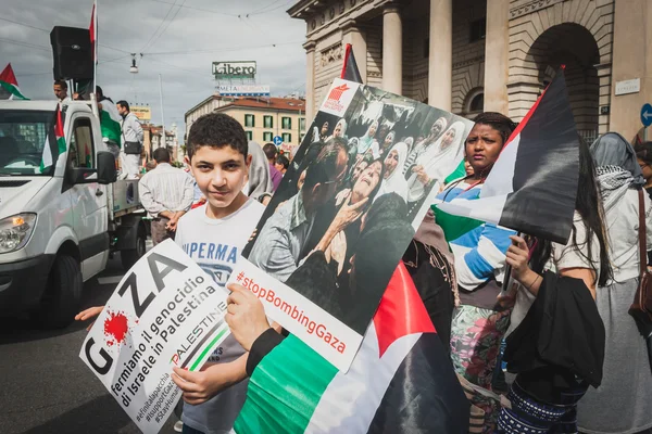 Gazze Şeridi milan, İtalya bombalama karşı protesto insanlar — Stok fotoğraf