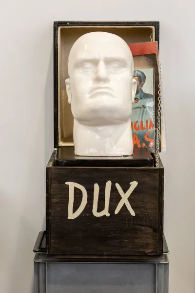 Milan Włochy Październik Głowa Mussoliniego Wystawie Militalii Wystawa Poświęcona Kolekcjonerom Obraz Stockowy