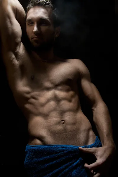havlu Studio poz seksi bir adam portresi