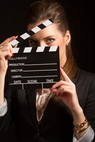 stüdyoda poz güzel bir kadın portresi