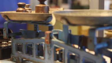 eski metal teraziler çekimde video