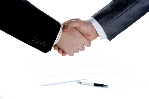 Firma del acuerdo y un apretón de manos — Foto de Stock