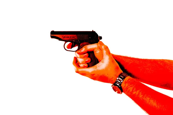 Main de l'homme tenant un pistolet Makarov sang — Photo