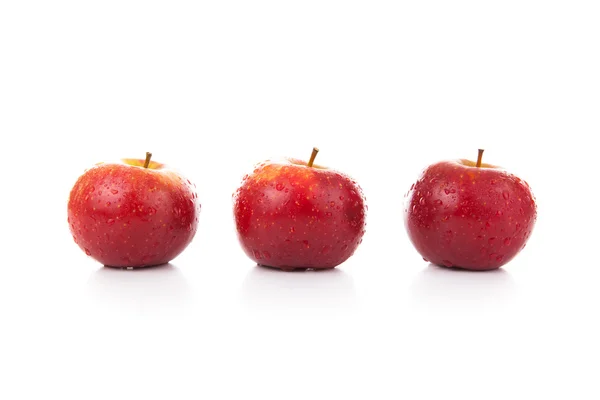 Красные яблоки крупный план — стоковое фото