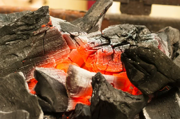 Quema de carbón en el fondo, macr — Foto de Stock