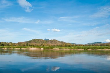 nehir kıyısındaki Mekong luang prabang, laos