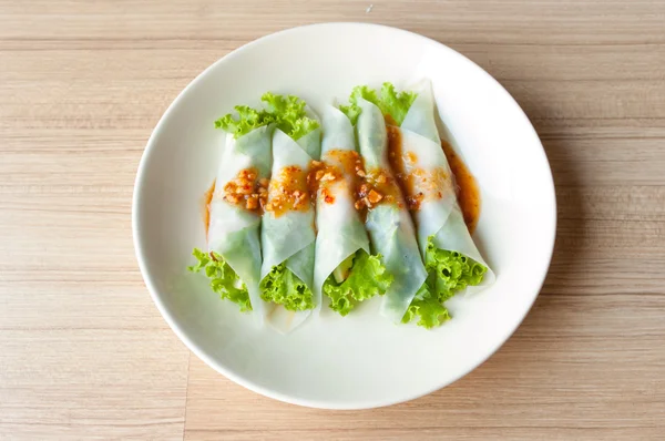 Nam-neaung tabak, Vietnamca köfte wrap