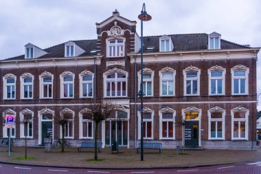 Veghel, Noord-Brabant, Hollanda 'da 1880 tarihli şehir binası, 13 Şubat, 2020