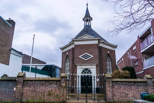 プロテスタントの都市教会De Schakel Hoofdstraat Vegel Uden Oreland March 2020 — ストック写真