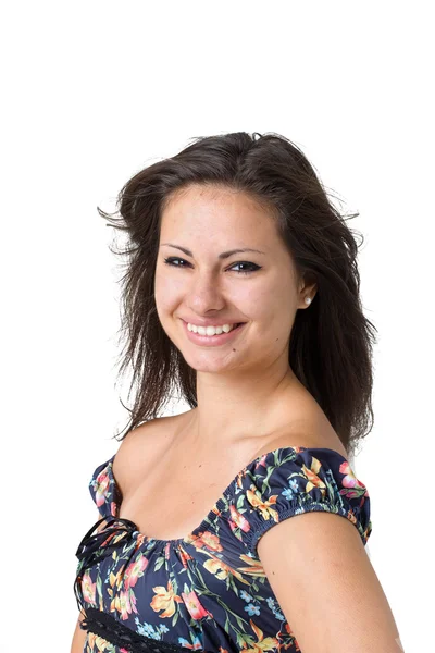 Beyaz arka plan üzerinde izole kız gülümseyerek