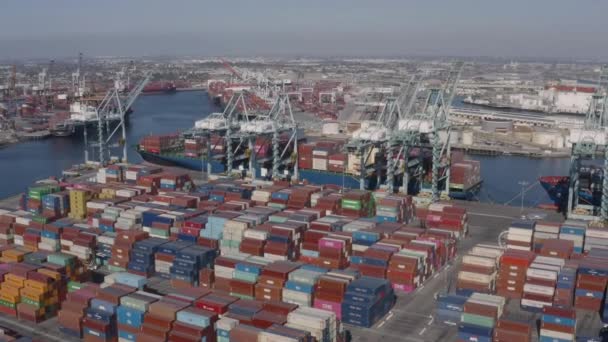 Milhares Contentores Comerciais Com Base Porto Long Beach Califórnia — Vídeo de Stock
