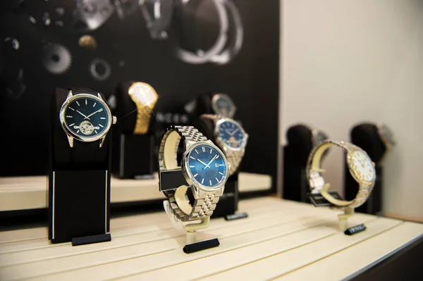 Montres Luxe Dans Magasin — Photo