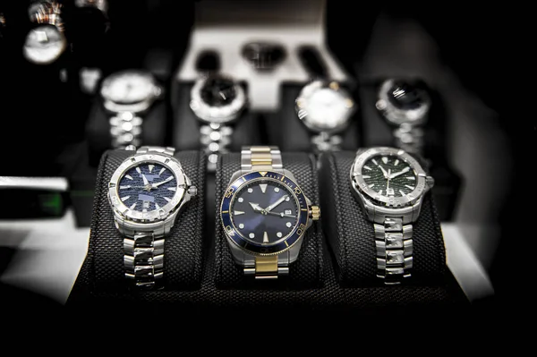 Montres Luxe Dans Magasin — Photo