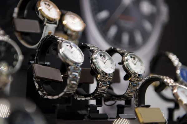 Relojes Lujo Una Tienda — Foto de Stock