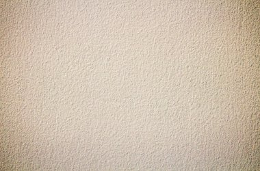 bej renkli evin önünde, yapısal spatula teknikleri ile b