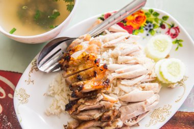 tavuk (hainan tavuk pilav ile Buhar) 