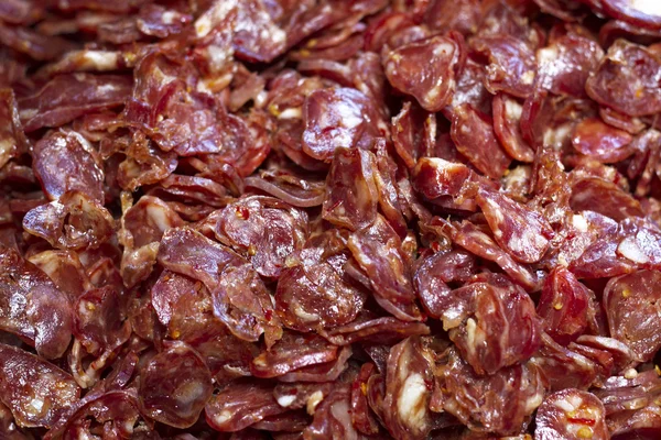 arka plan olarak dilimlenmiş sucuk