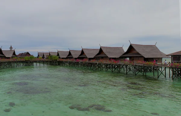 Kapalai Resort vista turquesa paraíso tropical agua cristalina Borneo Indonesia — Foto de Stock
