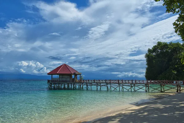 Resort tropického ráje pláž oceán moře křišťálové vody jasné san — Stock fotografie