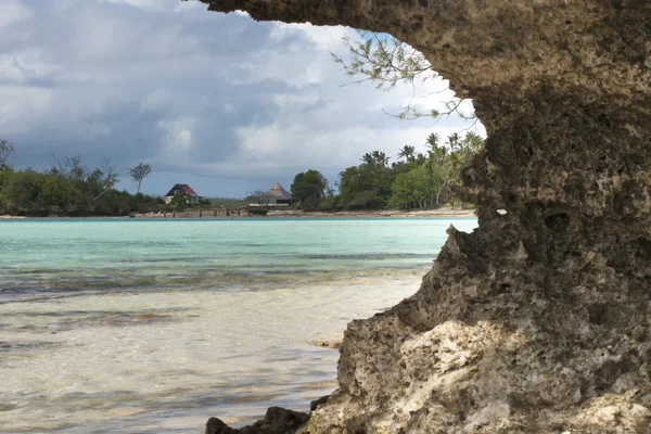 Paraíso tropical playa Polinesia océano mar cristalina agua clara arena — Foto de Stock