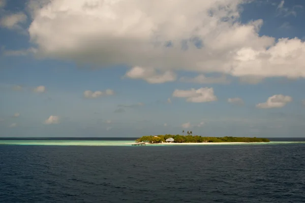 Μαλδίβες νησί τυρκουάζ τροπικό παράδεισο — Φωτογραφία Αρχείου