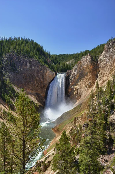 Yellowstone Canyon vista com queda e rio — Fotografia de Stock