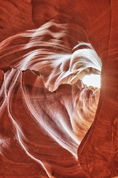 Antelope canyon weergave met licht die stralen worden — Stockfoto