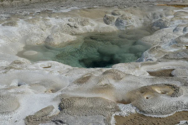 Yellowstone natuurlijke textuur geiser oude gelovigen — Stockfoto