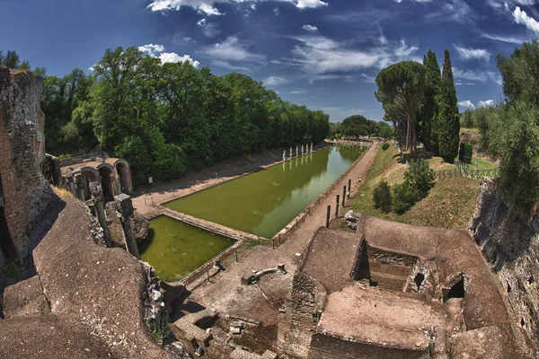 A Villa adriana ókori római császár palota romjai — Stock Fotó