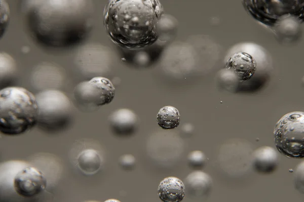 Boules de cristal bulles suspendues dans l'air — Photo