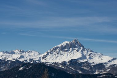 Dolomites büyük panorama görünümünde kış kar Zamanı