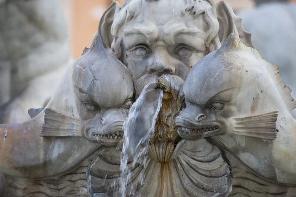 Rom, navona plaza fontän detalj — Stockfoto