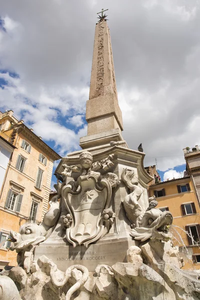罗马旧方尖碑 — 图库照片