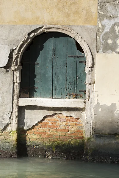 Venezianische Fenster — Stockfoto