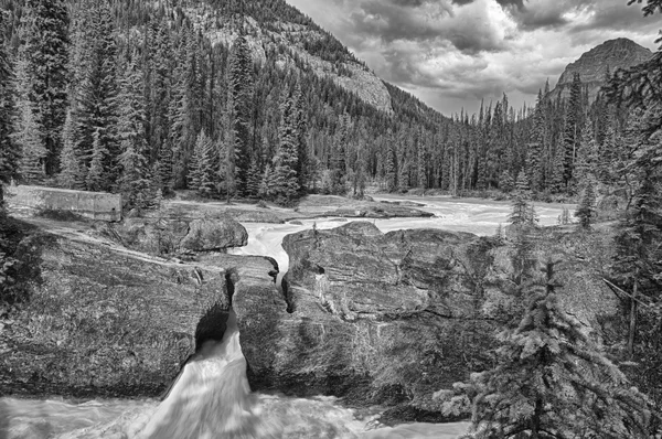 Puente natural Yoho Banff Jasper Park — Foto de Stock