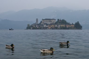 Orta Göl Manzaralı