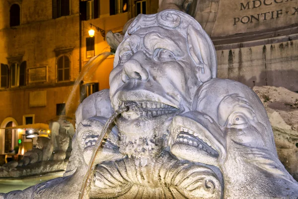 Rome pantheon place fountain — Stock Photo, Image