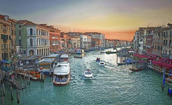 Vista do sol Veneza rialto — Fotografia de Stock