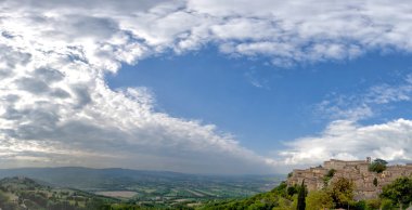 Todi, umbria İtalya göster