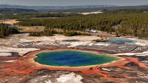 Yellowstone grand prismatic spring Flygfoto — Stockfoto