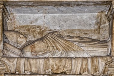 Ortaçağ mermer bas Rölyef