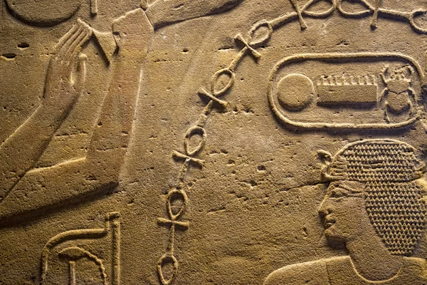 Ägyptische Hieroglyphen im Tal der Könige — Stockfoto