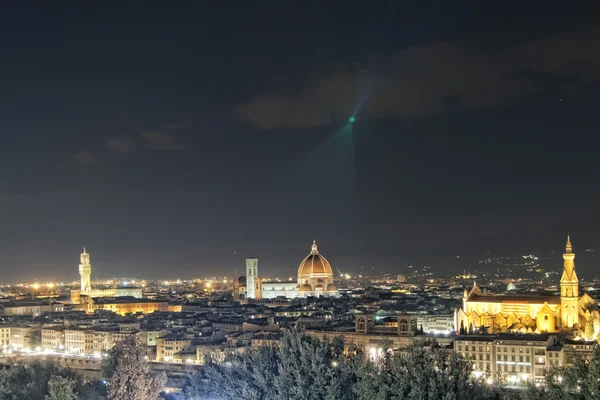 Florence nacht weergave stadsgezicht — Stockfoto